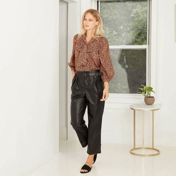 Who What Wear Tie Front Top Cheetah Print Blouse Womens Size Large - Picture 3 of 9